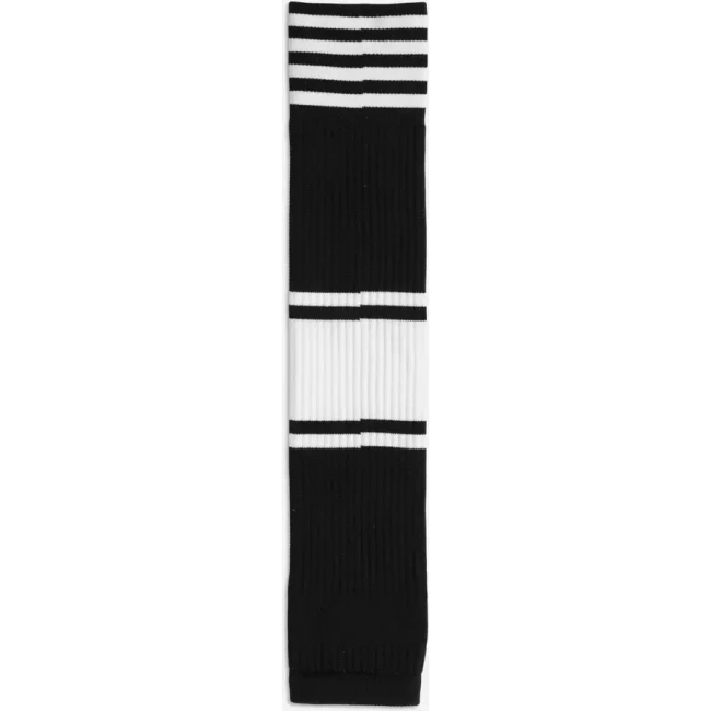 black/white